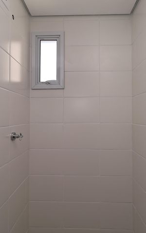 Apartamento à venda com 46m², 2 quartos e 1 vaga Apartamento à venda com 46m², 2 quartos e 1 vagaBanheiro