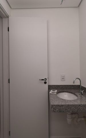 Apartamento à venda com 46m², 2 quartos e 1 vaga Apartamento à venda com 46m², 2 quartos e 1 vagaBanheiro