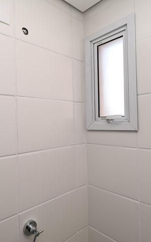 Apartamento à venda com 46m², 2 quartos e 1 vaga Apartamento à venda com 46m², 2 quartos e 1 vagaBanheiro
