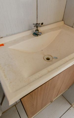 Casa para alugar com 40m², 1 quarto e 1 vaga Casa para alugar com 40m², 1 quarto e 1 vagaBanheiro Social