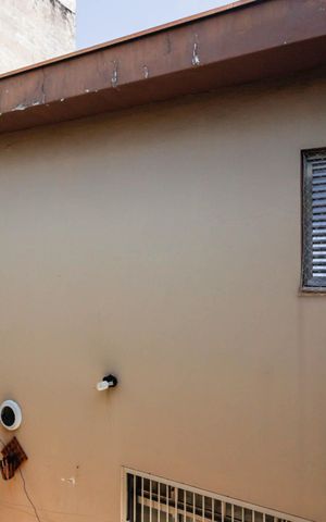 Casa à venda com 220m², 4 quartos e 3 vagas Casa à venda com 220m², 4 quartos e 3 vagasVista