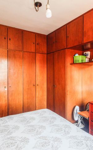 Casa à venda com 220m², 4 quartos e 3 vagas Casa à venda com 220m², 4 quartos e 3 vagasQuarto 1