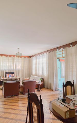Casa à venda com 400m², 4 quartos e 4 vagas Casa à venda com 400m², 4 quartos e 4 vagasSala 1