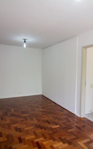 Apartamento à venda com 75m², 2 quartos e 1 vaga Apartamento à venda com 75m², 2 quartos e 1 vagaSala / Sala de Jantar