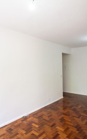 Apartamento à venda com 75m², 2 quartos e 1 vaga Apartamento à venda com 75m², 2 quartos e 1 vagaSala / Sala de Jantar