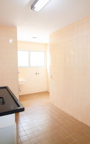 Apartamento à venda com 75m², 2 quartos e 1 vaga Apartamento à venda com 75m², 2 quartos e 1 vagaCozinha