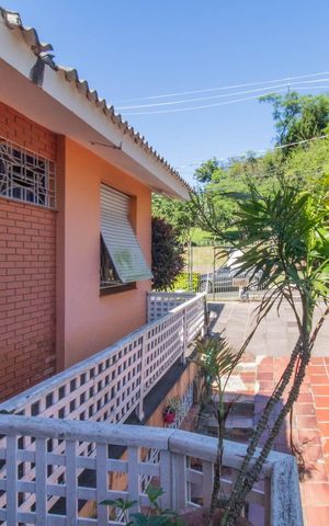 Casa à venda com 120m², 3 quartos e 2 vagasVaranda