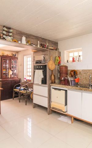Casa à venda com 120m², 3 quartos e 2 vagasCozinha