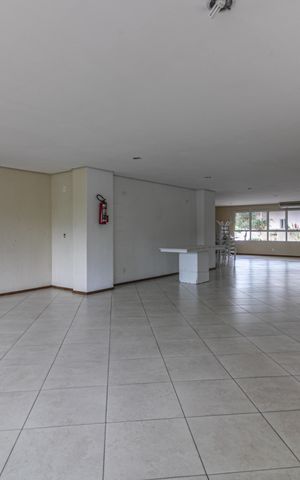 Apartamento à venda com 80m², 2 quartos e 1 vaga Apartamento à venda com 80m², 2 quartos e 1 vagaÁrea comum - Salão de festas