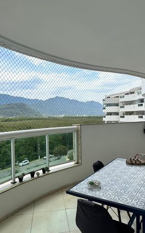 Apartamento à venda com 80m², 2 quartos e 1 vaga Apartamento à venda com 80m², 2 quartos e 1 vagaVaranda