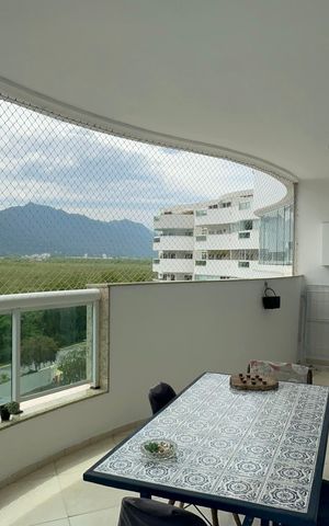 Apartamento à venda com 80m², 2 quartos e 1 vaga Apartamento à venda com 80m², 2 quartos e 1 vagaVaranda
