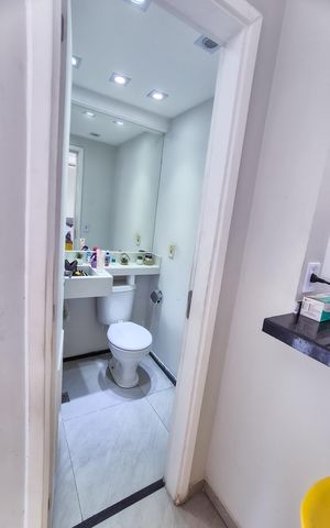 Apartamento à venda com 56m², 2 quartos e 1 vagaBanheiro 2