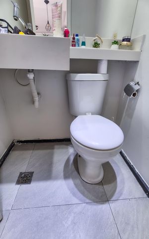 Apartamento à venda com 56m², 2 quartos e 1 vagaBanheiro 2