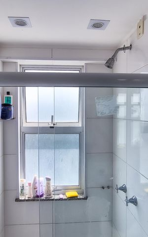 Apartamento à venda com 56m², 2 quartos e 1 vagaBanheiro 1