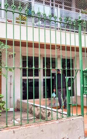 Apartamento à venda com 103m², 3 quartos e 1 vagaFrente do Prédio 