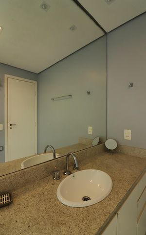 Apartamento para alugar com 155m², 3 quartos e 3 vagasSuíte 1 Banheiro 