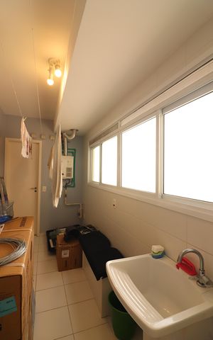 Apartamento para alugar com 155m², 3 quartos e 3 vagasÁrea de Serviço