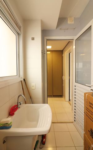 Apartamento para alugar com 155m², 3 quartos e 3 vagasÁrea de Serviço