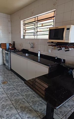 Casa à venda com 440m², 3 quartos e 5 vagas