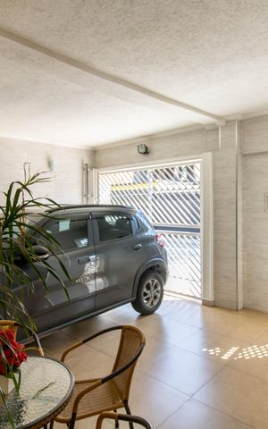 Casa à venda com 185m², 2 quartos e 1 vaga Casa à venda com 185m², 2 quartos e 1 vagaGaragem