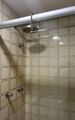 Apartamento à venda com 84m², 2 quartos e 2 vagas Apartamento à venda com 84m², 2 quartos e 2 vagasBanheiro