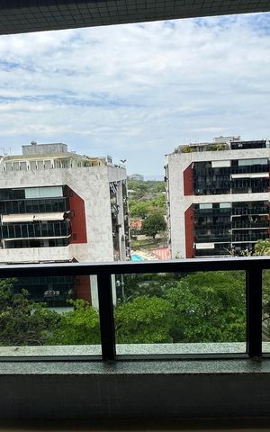 Apartamento à venda com 84m², 2 quartos e 2 vagas Apartamento à venda com 84m², 2 quartos e 2 vagasVaranda