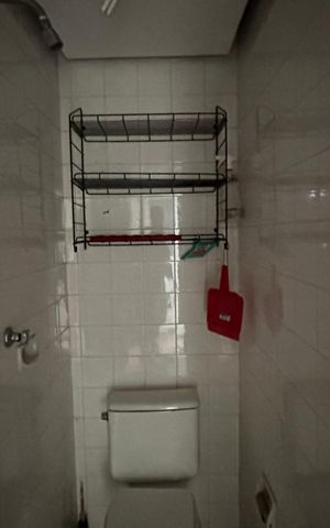 Apartamento à venda com 84m², 2 quartos e 2 vagas Apartamento à venda com 84m², 2 quartos e 2 vagasBanheiro de serviço