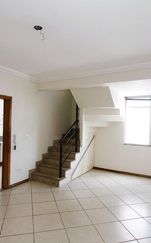 Apartamento à venda com 240m², 4 quartos e 2 vagasSala