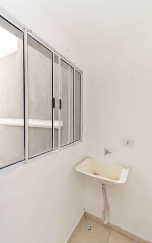 Apartamento à venda com 37m², 2 quartos e sem vaga Apartamento à venda com 37m², 2 quartos e sem vagaÁrea de Serviço