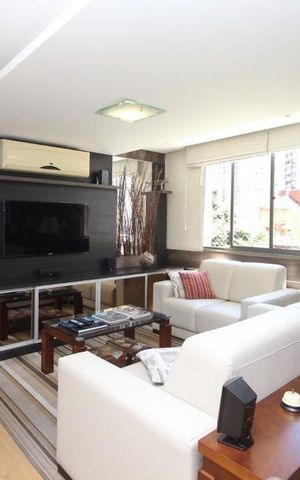 Apartamento para alugar com 192m², 4 quartos e 2 vagas Apartamento para alugar com 192m², 4 quartos e 2 vagasSala