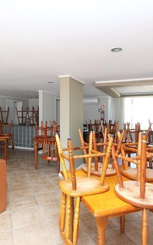 Apartamento para alugar com 192m², 4 quartos e 2 vagas Apartamento para alugar com 192m², 4 quartos e 2 vagasÁrea comum - Salão de festas