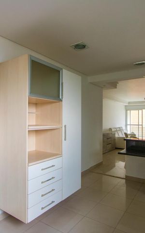 Apartamento à venda com 100m², 3 quartos e 2 vagas Apartamento à venda com 100m², 3 quartos e 2 vagasCozinha