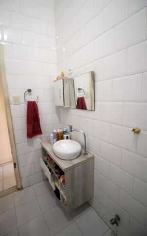 Apartamento à venda com 120m², 2 quartos e sem vagaBanheiro