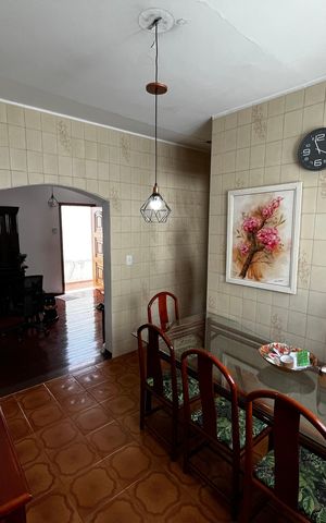 Casa à venda com 110m², 2 quartos e 2 vagas Casa à venda com 110m², 2 quartos e 2 vagasSala de Jantar