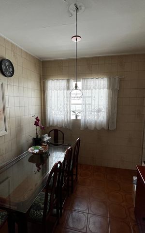 Casa à venda com 110m², 2 quartos e 2 vagas Casa à venda com 110m², 2 quartos e 2 vagasSala de Jantar