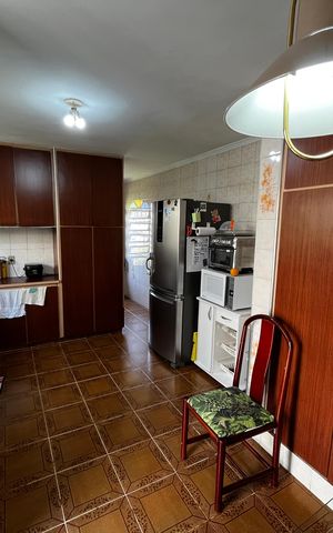 Casa à venda com 110m², 2 quartos e 2 vagas Casa à venda com 110m², 2 quartos e 2 vagasCozinha