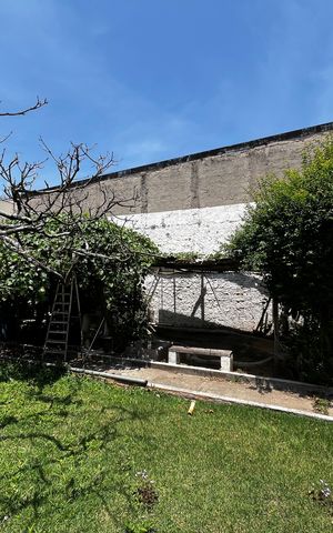 Casa à venda com 110m², 2 quartos e 2 vagas Casa à venda com 110m², 2 quartos e 2 vagasQuintal