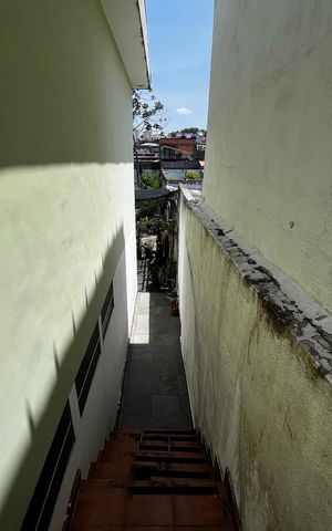 Casa à venda com 110m², 2 quartos e 2 vagas Casa à venda com 110m², 2 quartos e 2 vagasCorredor