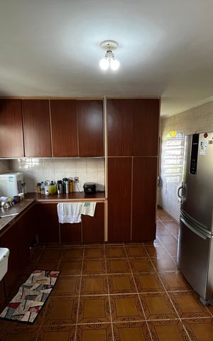 Casa à venda com 110m², 2 quartos e 2 vagas Casa à venda com 110m², 2 quartos e 2 vagasCozinha