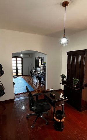 Casa à venda com 110m², 2 quartos e 2 vagas Casa à venda com 110m², 2 quartos e 2 vagasSala