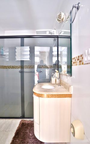 Casa para alugar com 115m², 2 quartos e 2 vagas Casa para alugar com 115m², 2 quartos e 2 vagasBanheiro