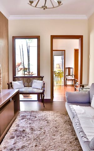 Casa para alugar com 115m², 2 quartos e 2 vagas Casa para alugar com 115m², 2 quartos e 2 vagasSala