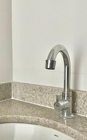 Apartamento à venda com 35m², 2 quartos e sem vaga Apartamento à venda com 35m², 2 quartos e sem vagaBanheiro