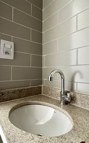 Apartamento para alugar com 34m², 1 quarto e sem vaga Apartamento para alugar com 34m², 1 quarto e sem vagaBanheiro