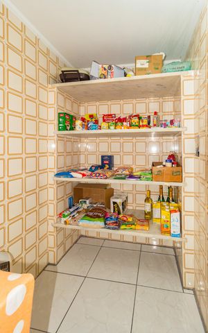 Casa para alugar com 400m², 3 quartos e 2 vagas Casa para alugar com 400m², 3 quartos e 2 vagasDespensa