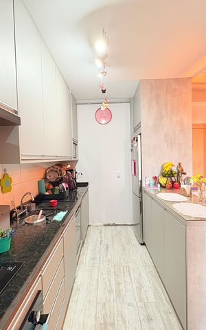 Apartamento à venda com 98m², 3 quartos e 3 vagasCozinha