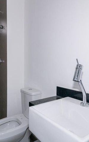 Studio para alugar com 21m², 1 quarto e sem vaga Studio para alugar com 21m², 1 quarto e sem vagaBanheiro