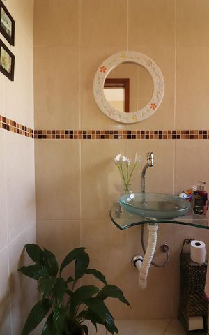 Casa à venda com 146m², 2 quartos e 2 vagasLavabo
