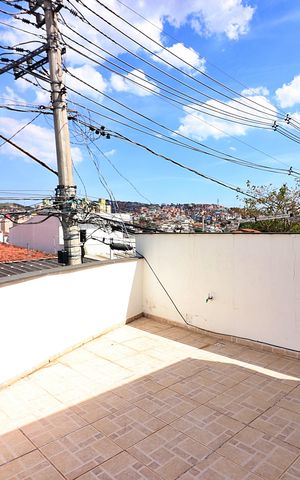 Casa à venda com 146m², 2 quartos e 2 vagasSuíte 1 Varanda