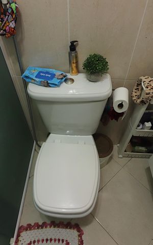 Casa à venda com 146m², 2 quartos e 2 vagasSuíte 2 Banheiro